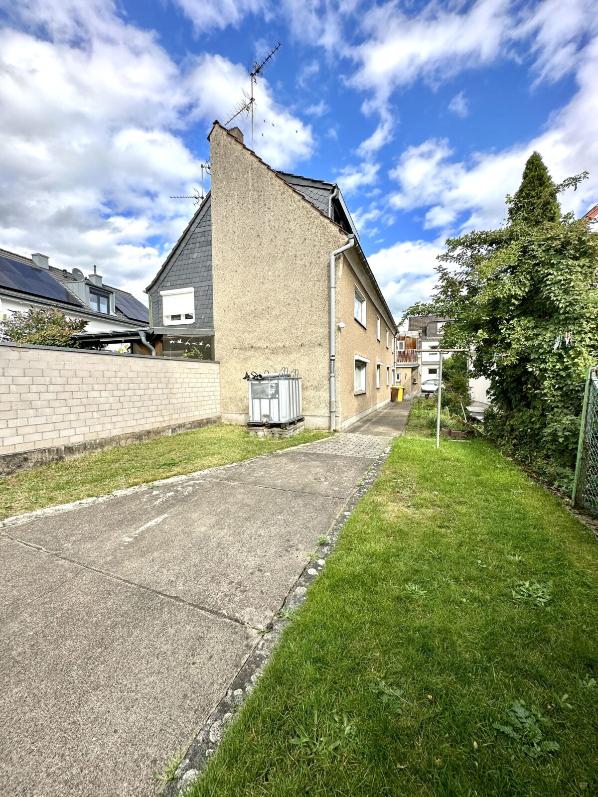 Historisches Ein/Zweifamilienhaus in Bergisch GladbachLückerath kic